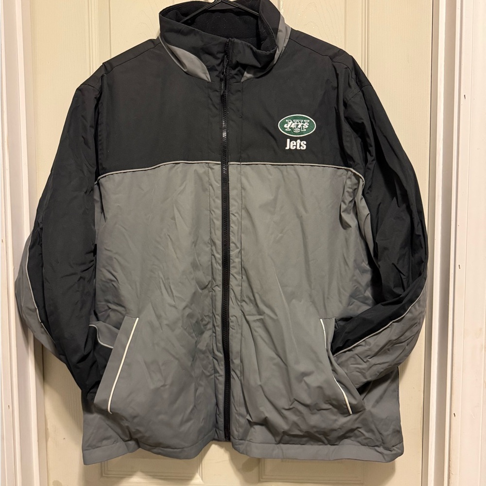 Men’s Dunbrooke reversible NY Jets jacket.